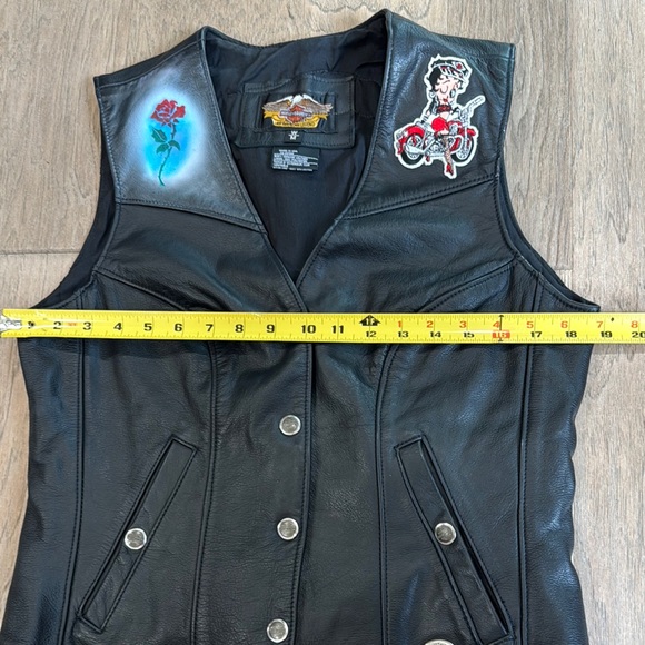 Harley-Davidson Women’s Medium Airbrushed Rose Betty Boop Vest - Picture 4 of 9